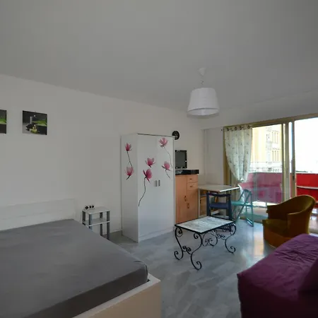 Les Jardins De La Promenade Apartment